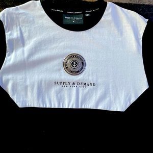 Nice black and white Casual T-shirt Used